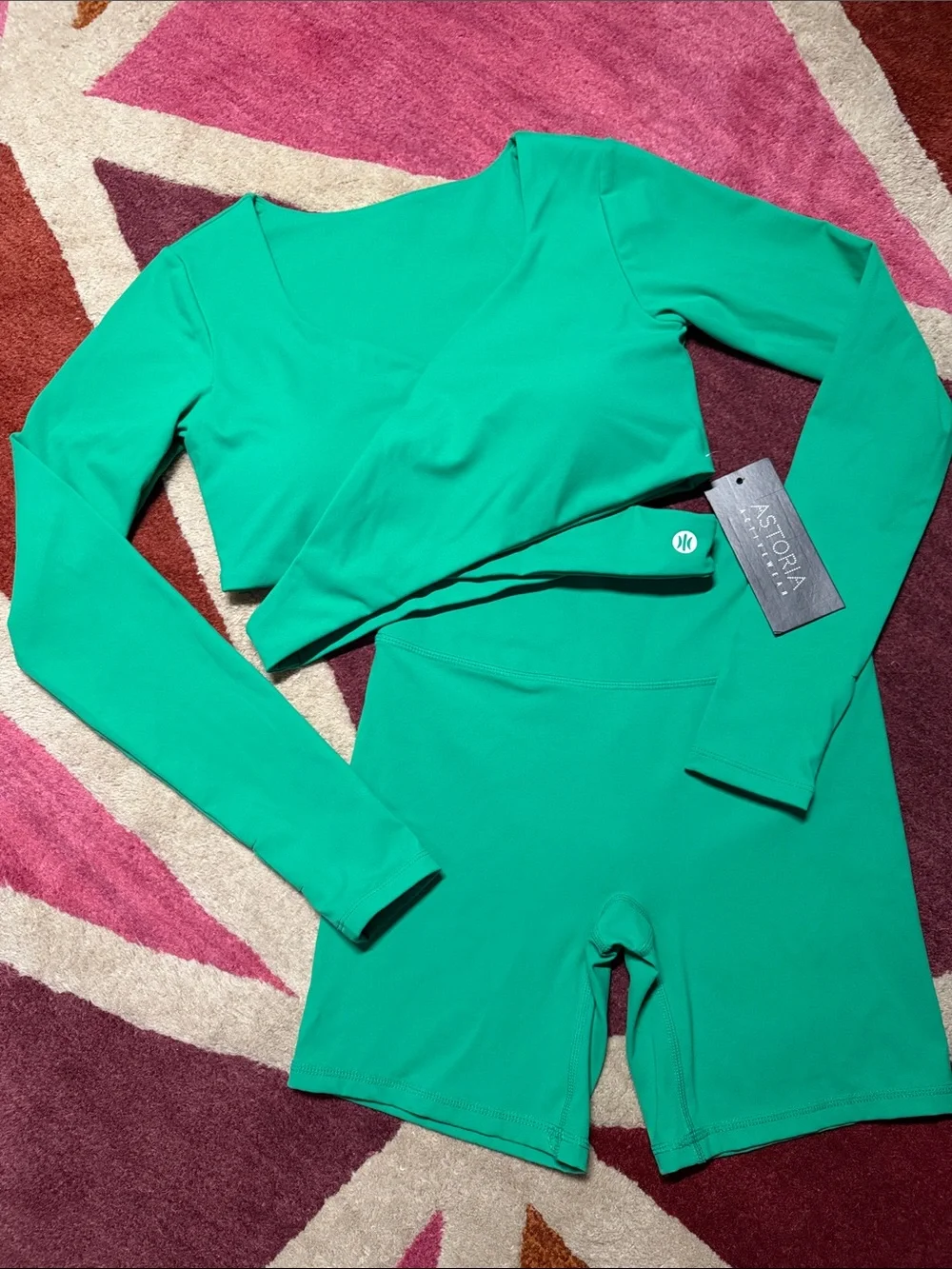 Astoria Women’s Green Long-Sleeve Crop Top and High-Waist Shorts Set
